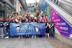 Gruppenfoto-HoM-Treppe-2